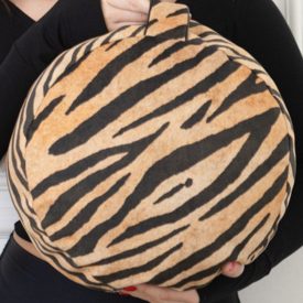   Kerek Premium Tönkölyhéj ülőpárna 33x13 cm + Safari Collection huzat - Tiger