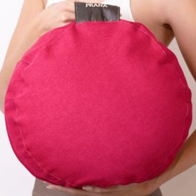   Kerek Premium Tönkölyhéj ülőpárna 36x12 cm + Bombay Collection huzat - Magenta